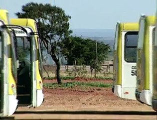 Ônibus nas garagens