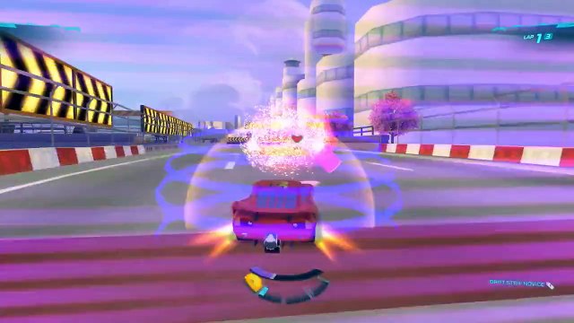 Disney Pixar Cars 2: Runway Runaway Survival - Lighting McQueen - Cars 2 Video Game