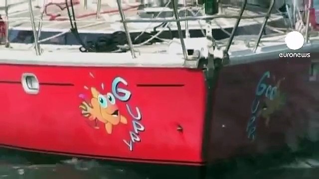 La adolescente Laura Dekker completa su polémica vuelta al mundo a vela