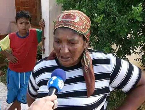 Jornal local: Vazamento óleo