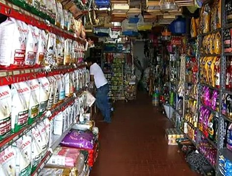 Jornal local: Falta água Guará