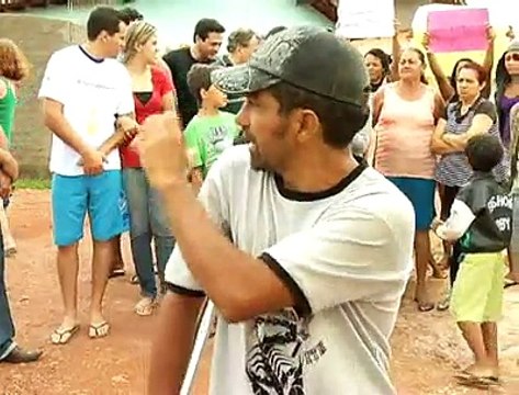 Jornal local: Falta energia