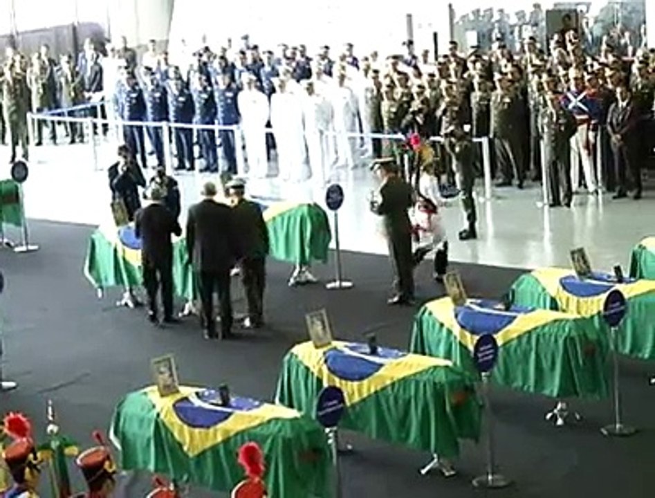 Jornal Local - Homenagem miliatares
