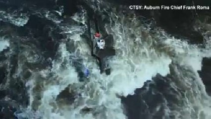 Deux garçons bloqués au milieu d'un torrent sauvés grâce à un drone