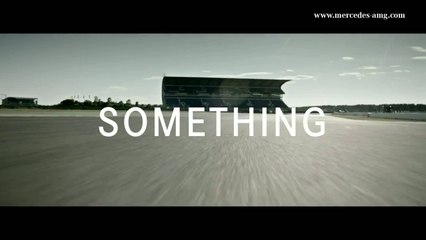 Mercedes-AMG tease un nouveau modèle