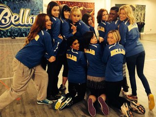 Pitch Perfect 2: Trailer HD VO st fr