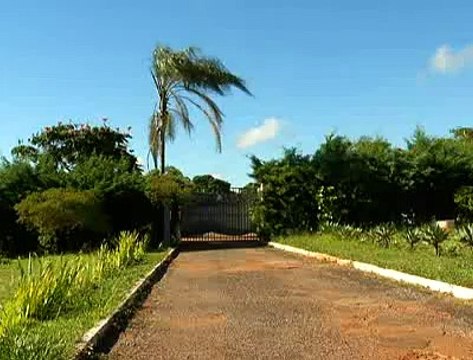 Jornal Local - Casa Arruda