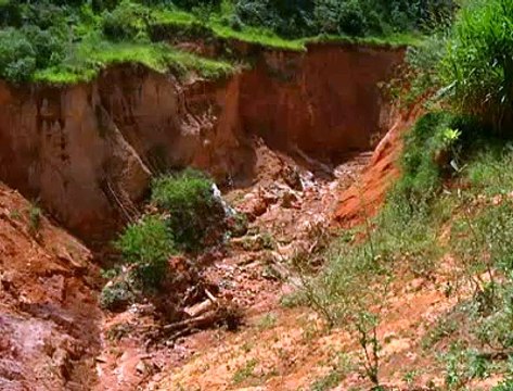 Jornal local: Erosão Planaltina