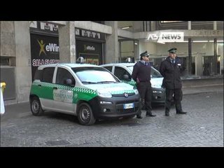I VIGILANTES SALGONO IN AUTOBUS