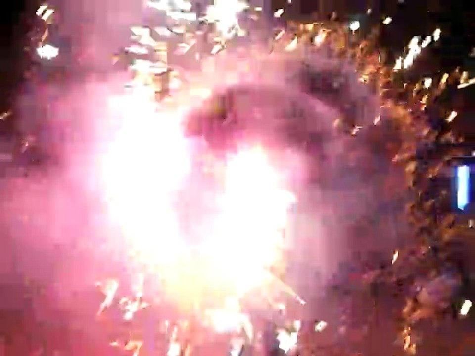 Feu d’artifice Bolas pour les 3ans de Poï AD+