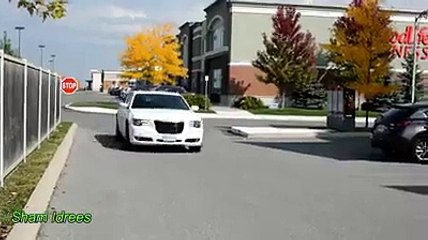 Larki cheez hi aisi hai