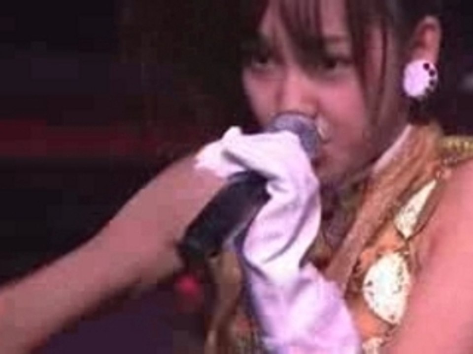AKB48 -  Kiss wa dame dayo (LIVE)