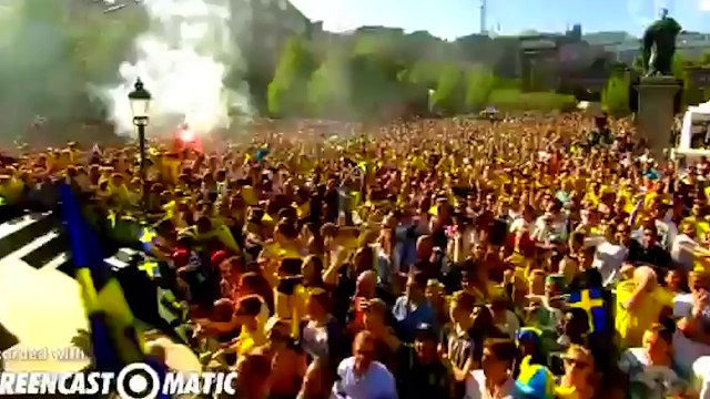 Quand John Guidetti rend fou le public suédois !