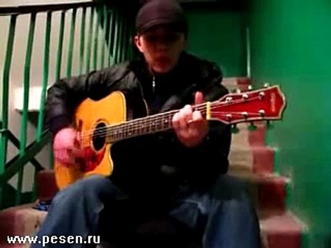 Мне старушка одна, на вокзале поохав сказала