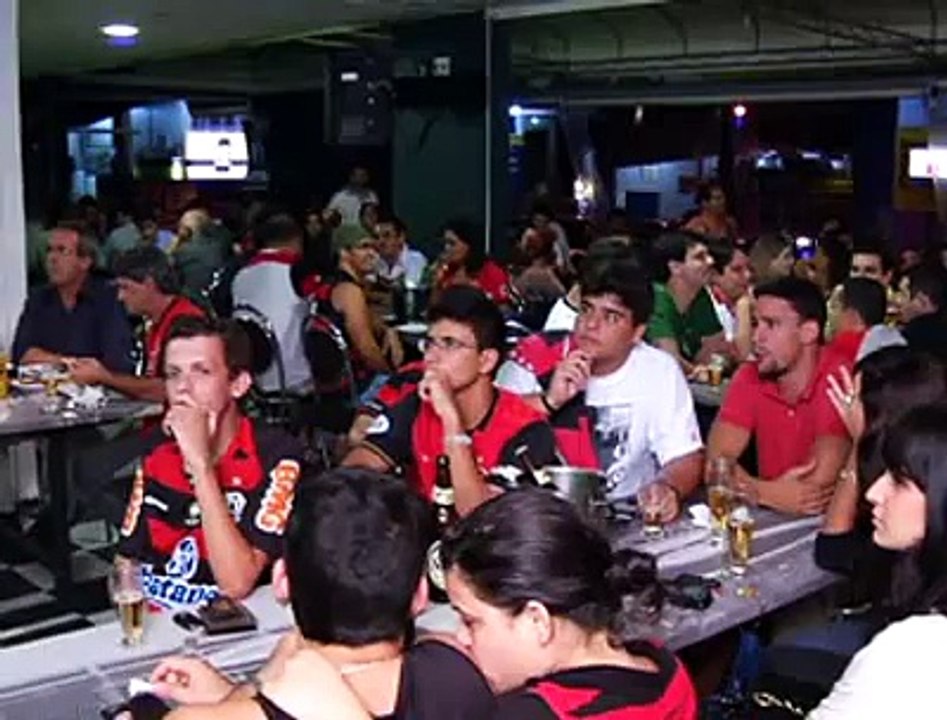 Jornal local: Fla x Cor