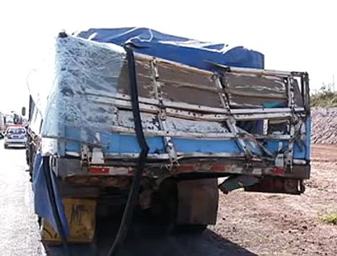 Jornal local: Acidente ônibus