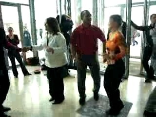 rueda au déjeuner salsa de la défense