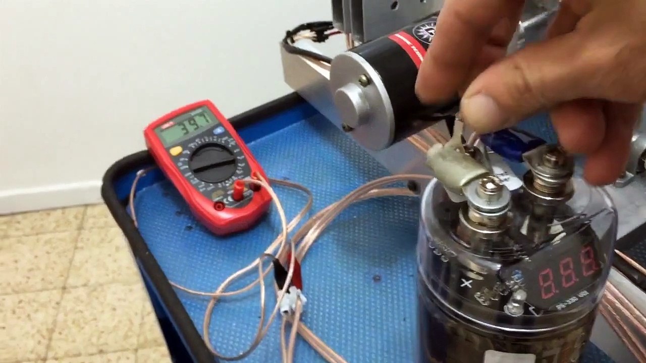 Spark Super Capacitor Discharge And Fast Charging! magnet motor engine ISRAEL AND USA TECHNOLOGY