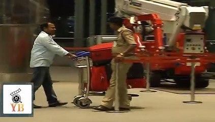 Aishwarya Rai Leaving For  CANNES Caught @ Air port