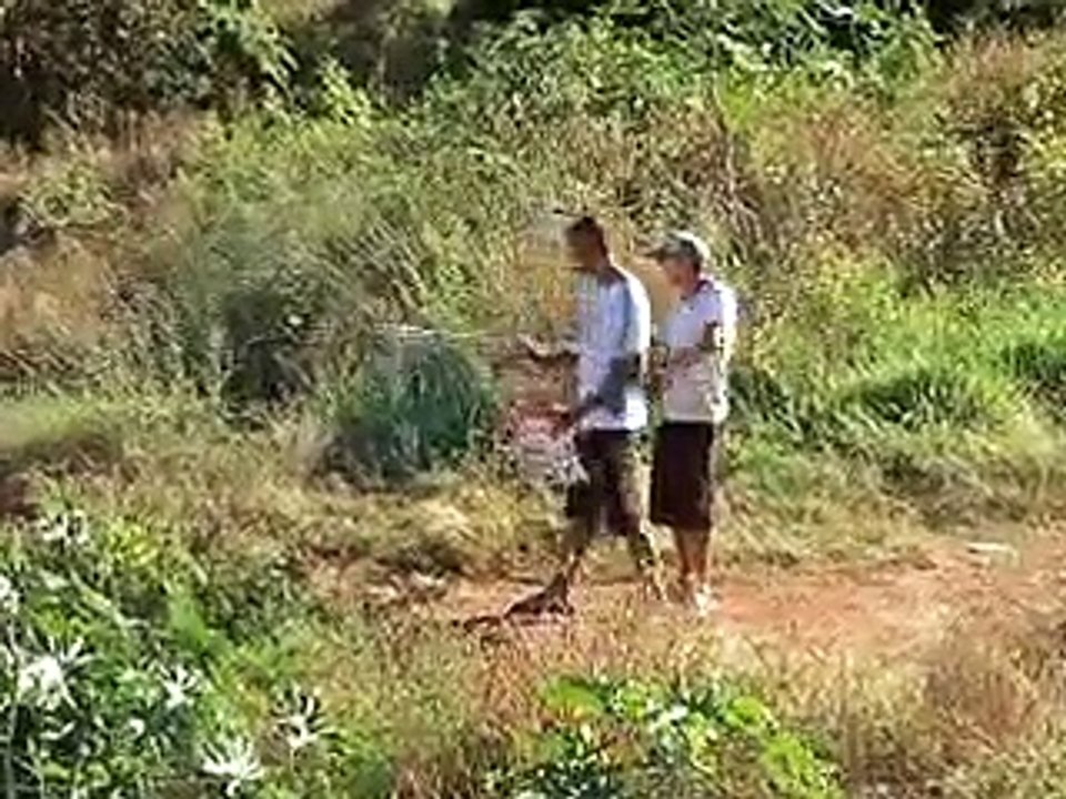 Jornal local: obras cratera