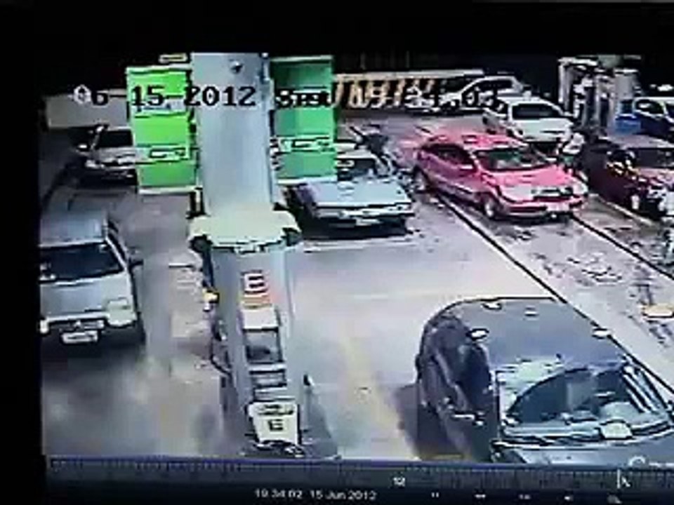Jornal local: explosao bomba