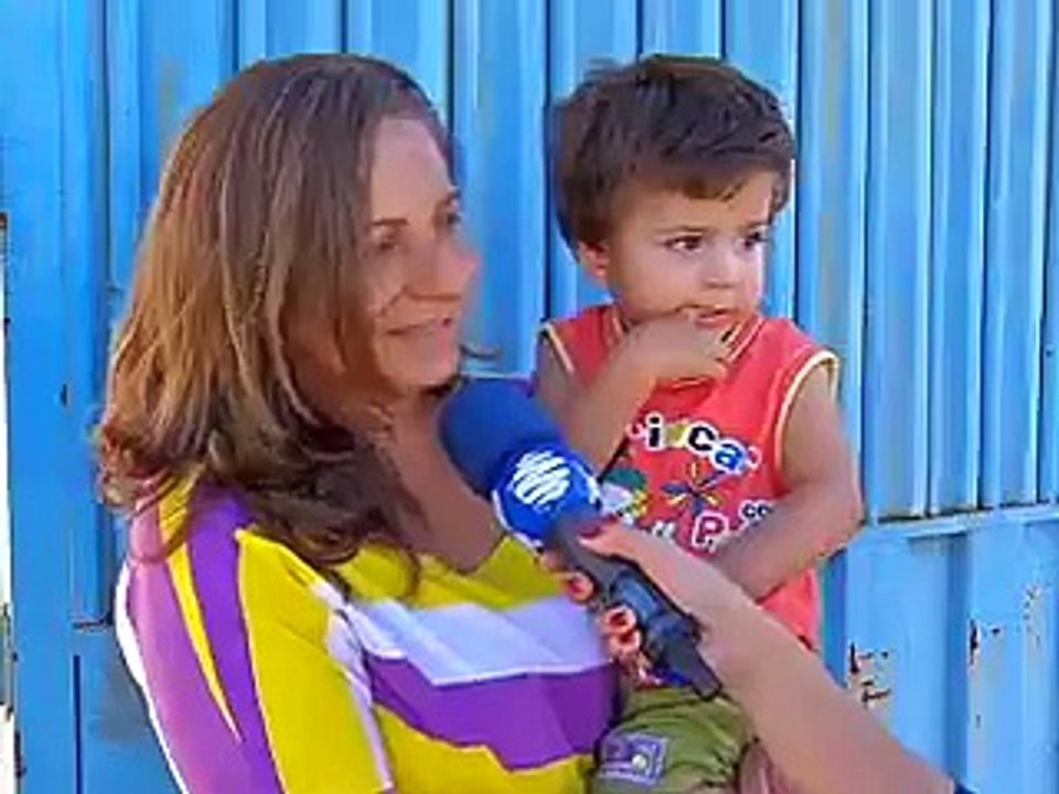 Jornal local: entulho samambaia
