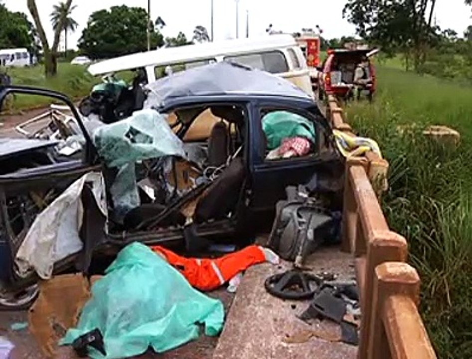 Jornal local: Acidente BR-020