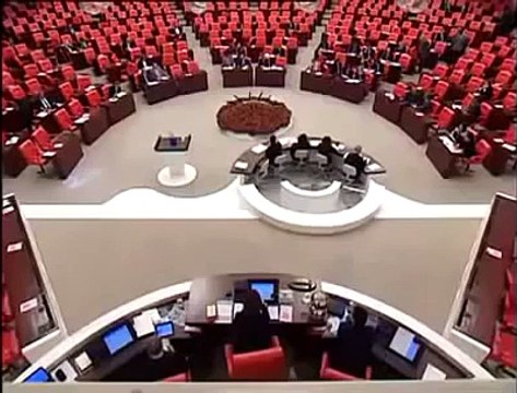 Emine Ülker Tarhan 'dan Mükemmel Konuşma