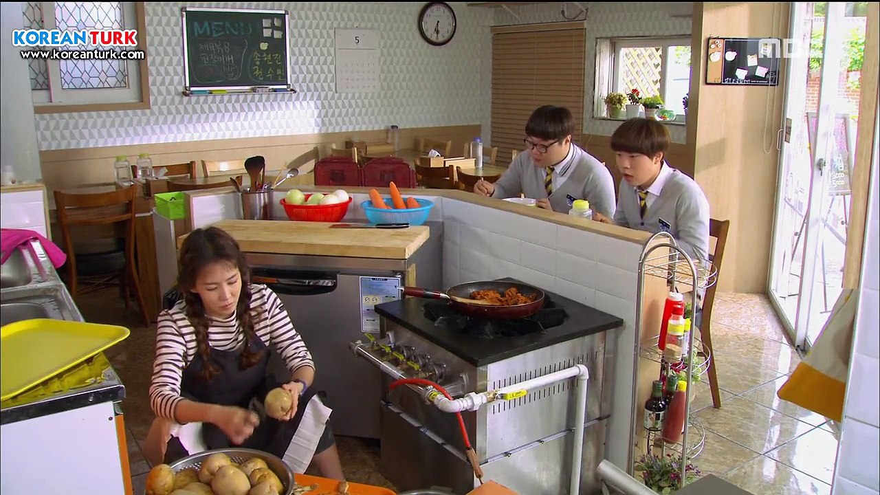 ry.E09_clip0
