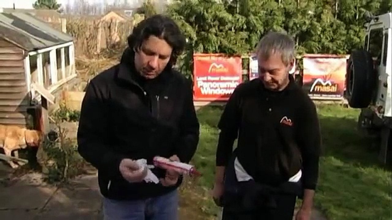 How to fit Masai Panoramic Tinted Windows to a Land Rover Defender 90 / 110