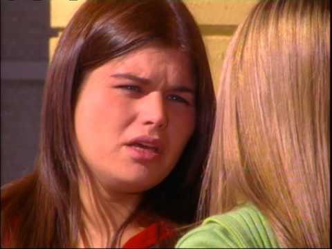 Rebelde Way II capítulo 61, Mia no es estúpida