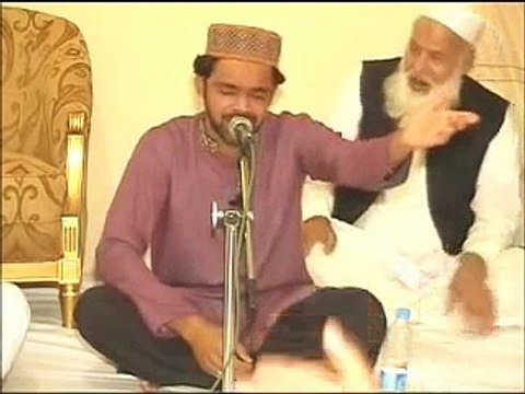 beautiful urdu naat teri nigah se by Hafiz zeeshan elahi sialvi