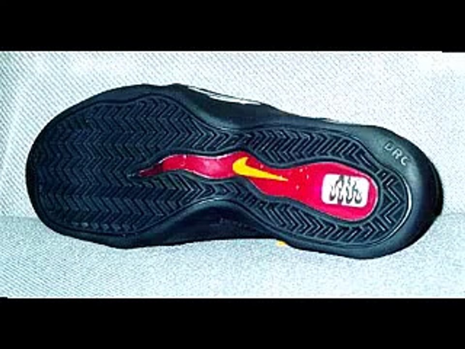 Boykott Nike ! ALLAH Logo auf Sneakers Schuhe von Nike