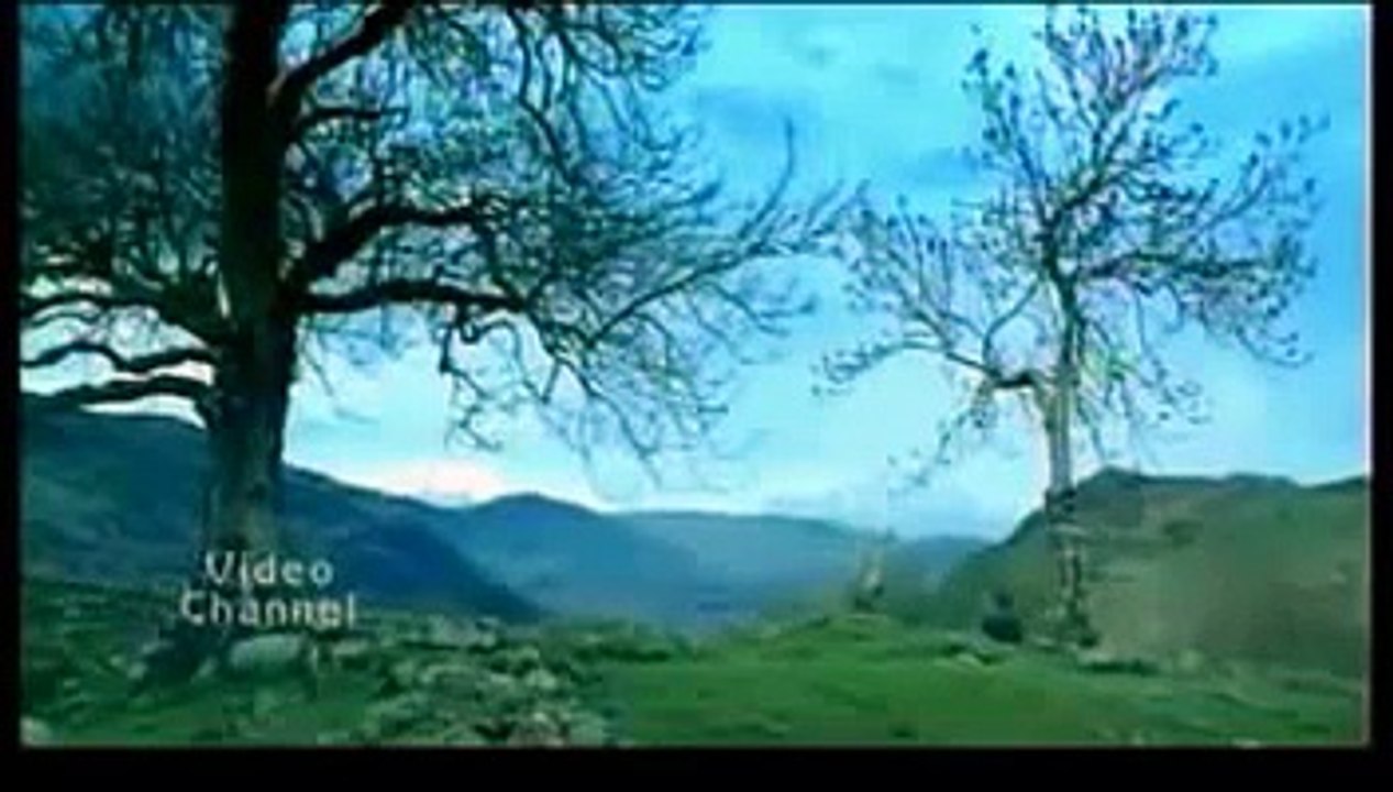 aankhon se tu dur hai