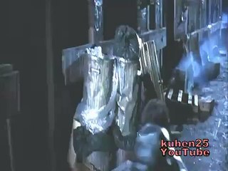 Van Damme - Back Alley brawl