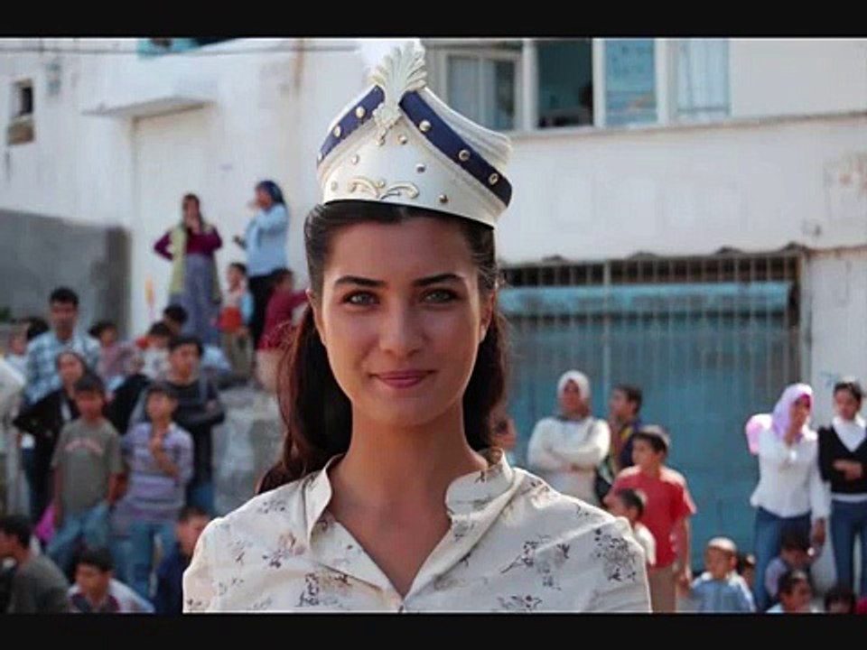 The Most Beautiful Woman In Turkey, Tuba Büyüküstün     [HQ]