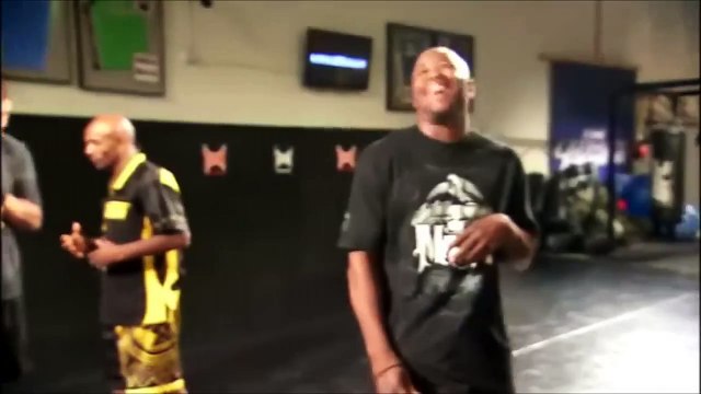 Rampage Jackson impersonates Rashad Evans being K.O'd [HD] (funny)