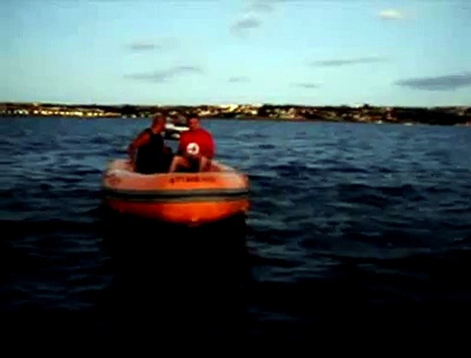 Jornal local: vídeos fundo lago
