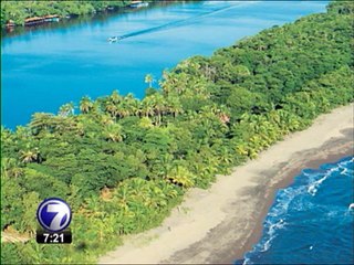 Costa Rica Aérea: retratos de un país inédito    