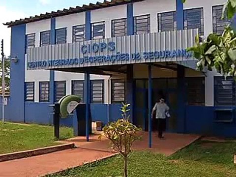 Jornal local: viaturas sem gasolina