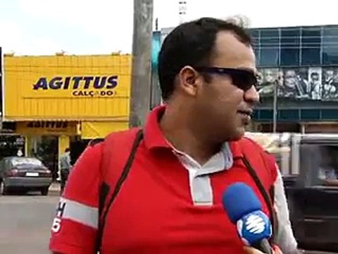 Jornal local: faixa de pedestre
