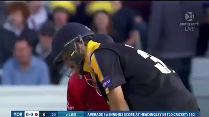 Maxwell Reverse Sweep Six 1st Ball of the Match - T20 Blast 2015 - Glenn Maxwell