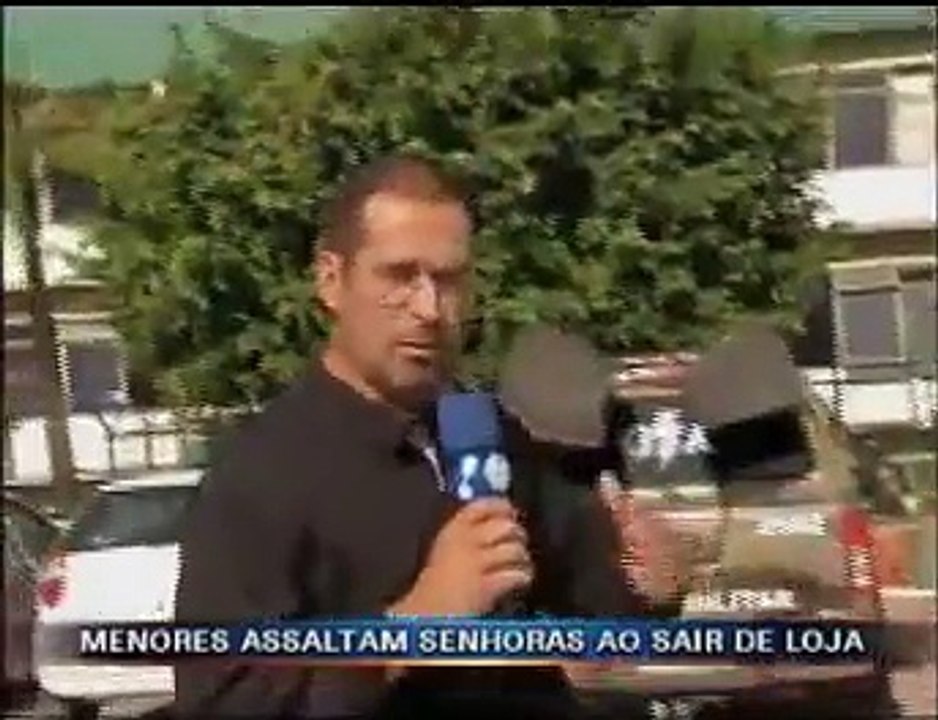 Roubo em estacionamento