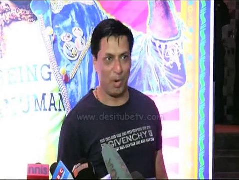 Madhur Bhandarkar At Special Screening Of 'Guddu Rangeela', Watch Video!