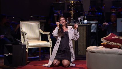 Poulenc's LA VOIX HUMAINE - final scene (Camille Zamora, Soprano)