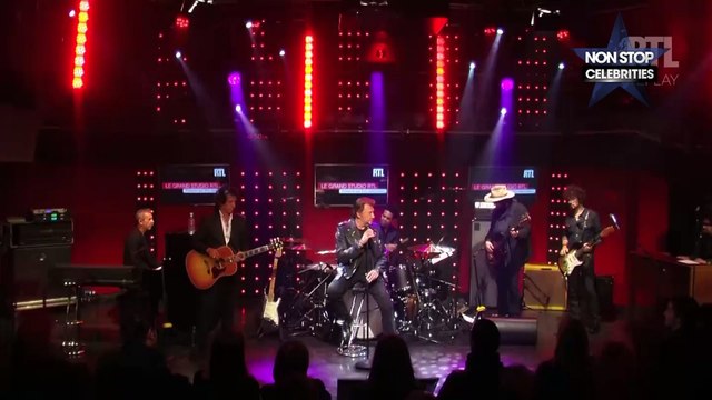 Johnny Hallyday attaque durement Michel Sardou !