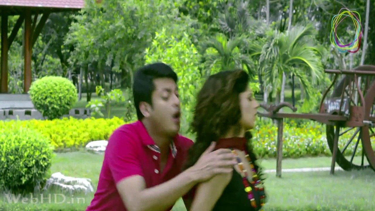 Sudhu Bolte Chai (Golemale Pirit Koro Na)(WebHD.in)