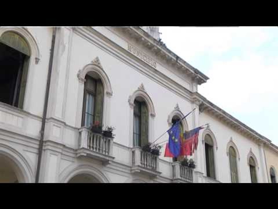 A CACCIA DI VOTI