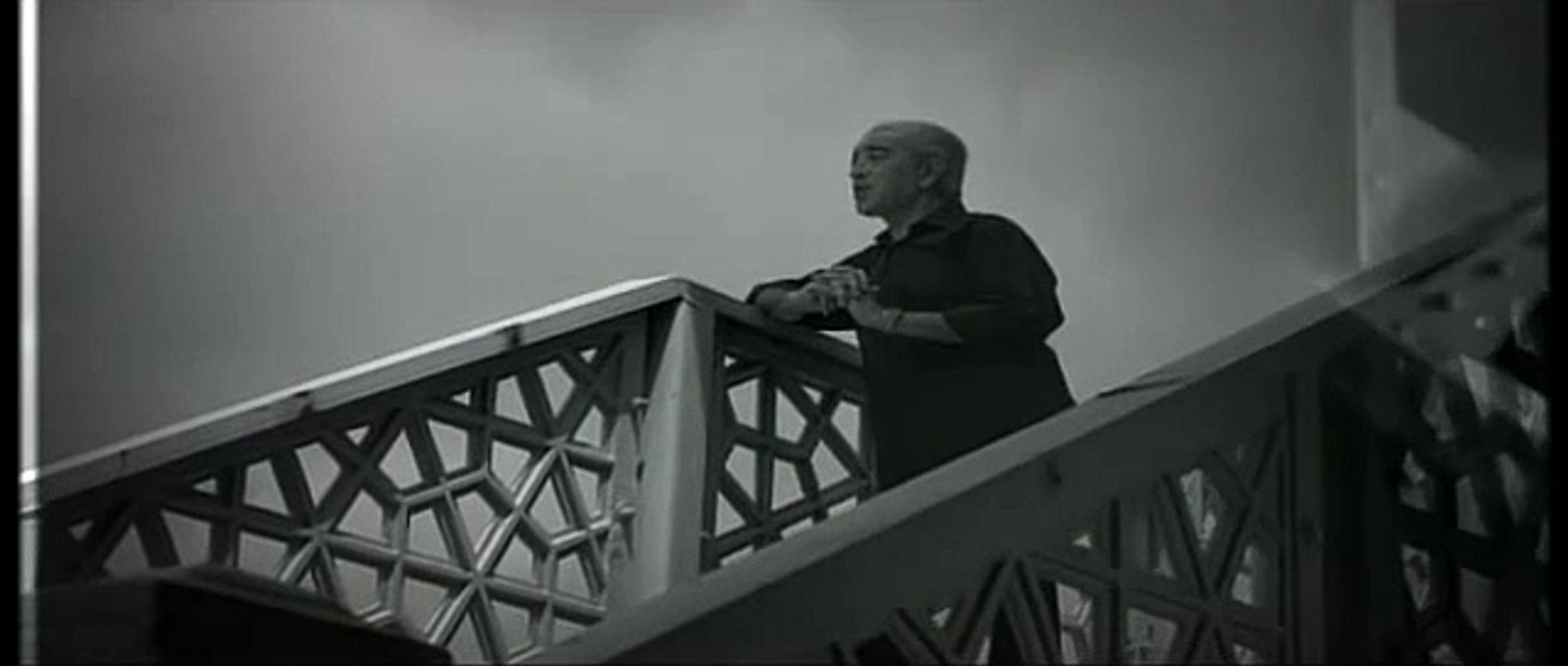 Edip Akbayram - Metrisin Önü