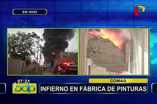 Incendio consume fábrica de pinturas en Comas: falta de agua dificulta trabajo de bomberos